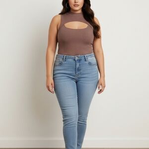 💙Plus Sized! New With Tags  Chocolate Colored Body Suit Very Pretty